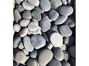 1/2"-1" Black Beach Pebbles